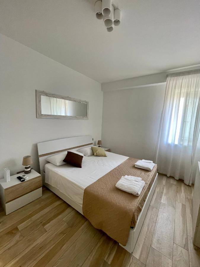 Newhouse Rooftop - Super Penthouse Seaview Неттуно Екстер'єр фото